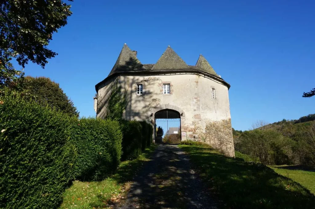 Orgnac sur Vézère: Comborn castle