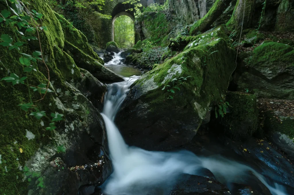 Saint-Ybard: Wasserfall von Bialet