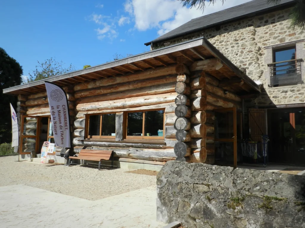 Chamberet : maison de l'Arbre et de la Nature