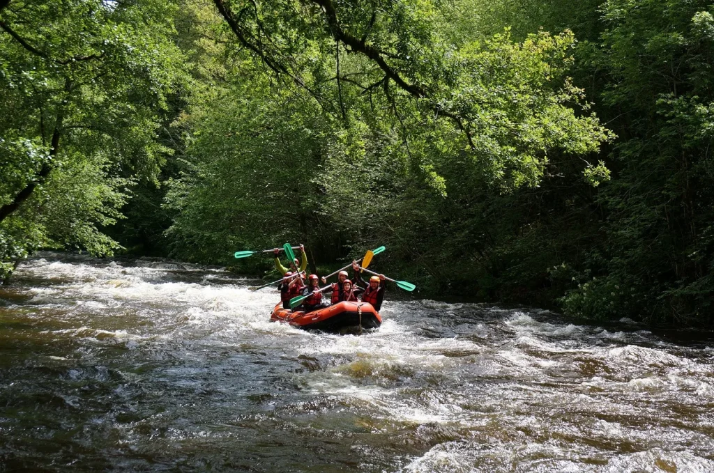 Raft sur la Vézère