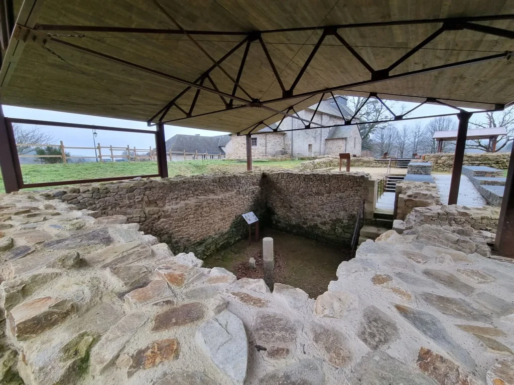 Prieuré St-Sépulcre - Soudaine-Lavinadière - Corrèze