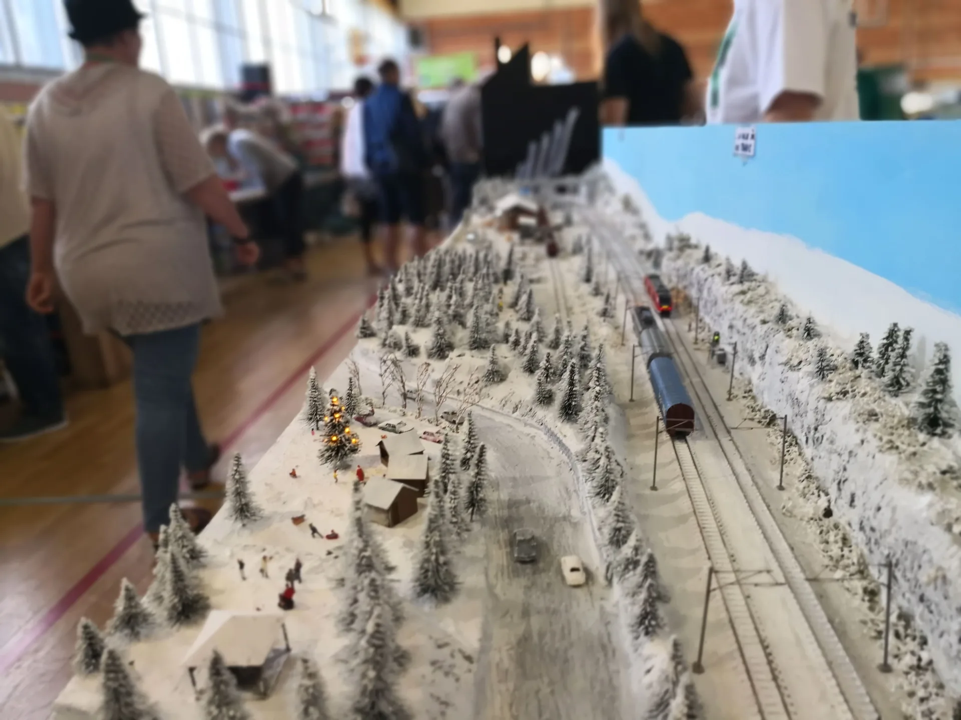 Un monde Miniature – Modélisme Véhicules, Trains, Maquettes