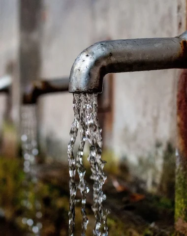 Préserver l’eau, de la source à l’océan : un enjeu local aux résonances mondiales